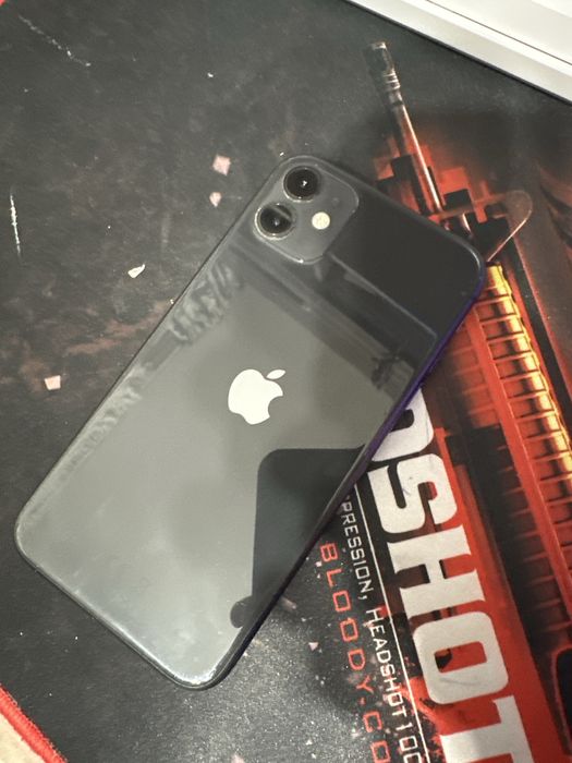 Айфон 11 128, акб 75