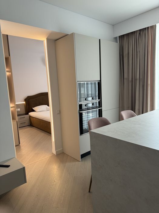 Apartament 2 camere + parcare subteran de inchiriat in Cortina North !!