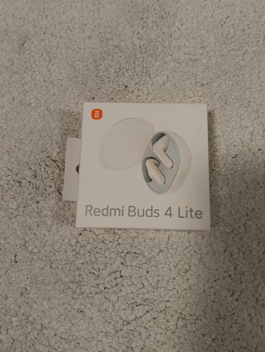 Продавам Слушалки Xiaomi Redmi Buds 4 Lite