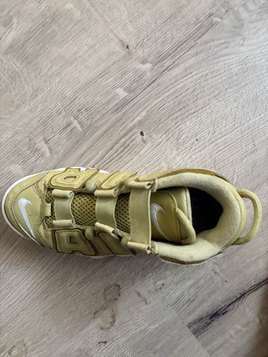 Vand nike umptemo de dama.