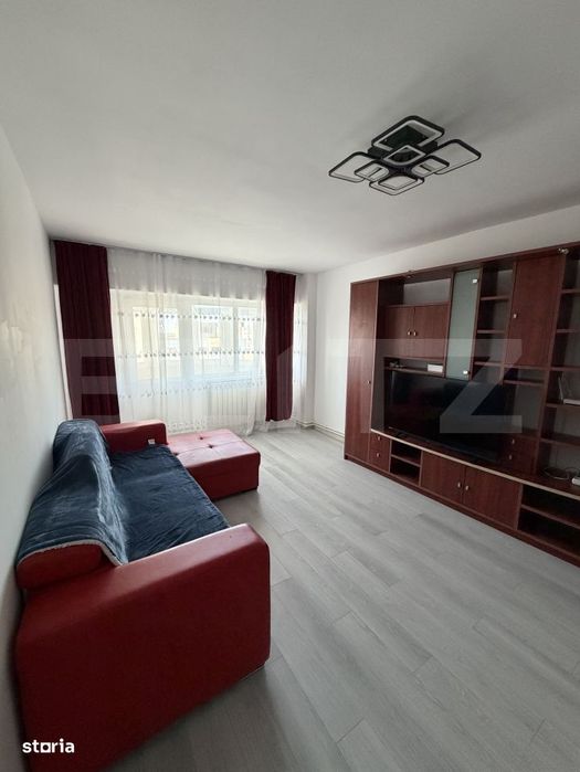Apartament 3 camere, 90 mp, zona Micro 21 — fotografia 1