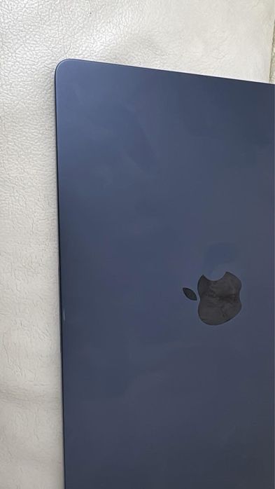 Macbook air M3 256 gb