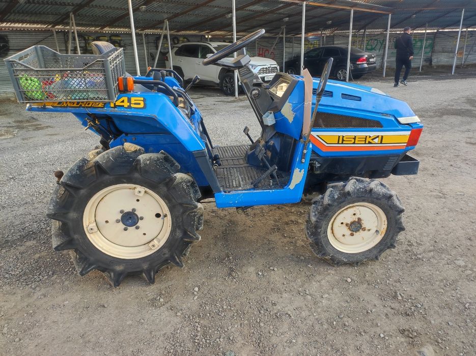 Мини трактор японский Iseki 145