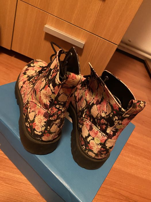 Bocanci inflorati h&m