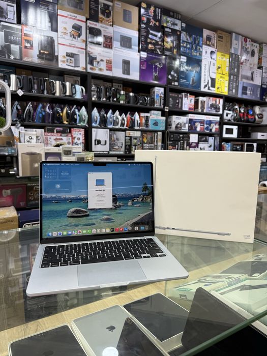 MacBook Air M4 13-inch Sky Blue sotiladi