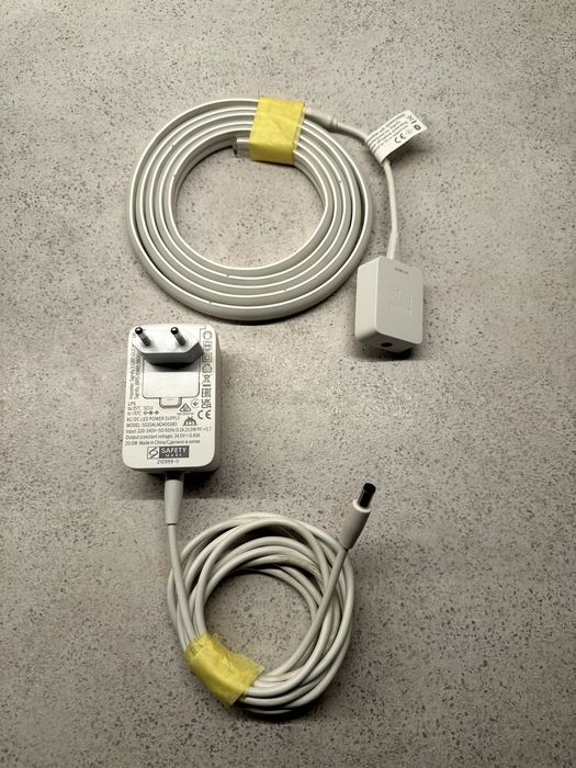 Set complet Sync Box Philips Hue pentru TV