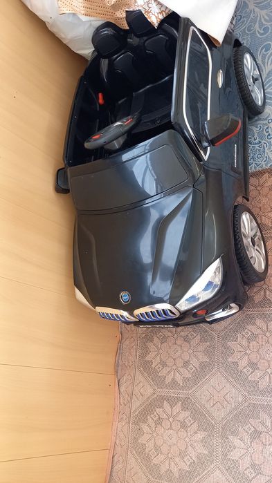 Продам детская машинка