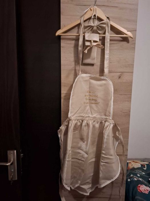 set de dezgatit pentru nunta  si halat bride