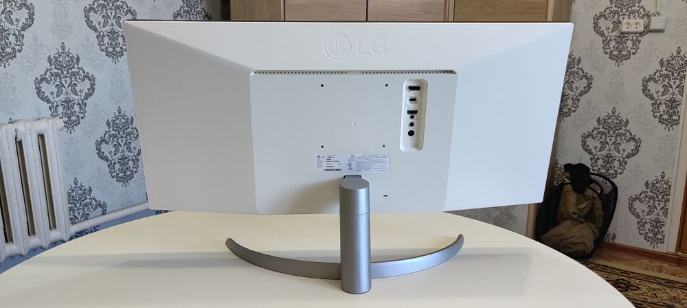 Монитор LG UltraWide 29wq600-w