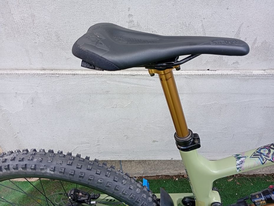 Enduro -CARBON -Nukeproof -full FOX Kashima