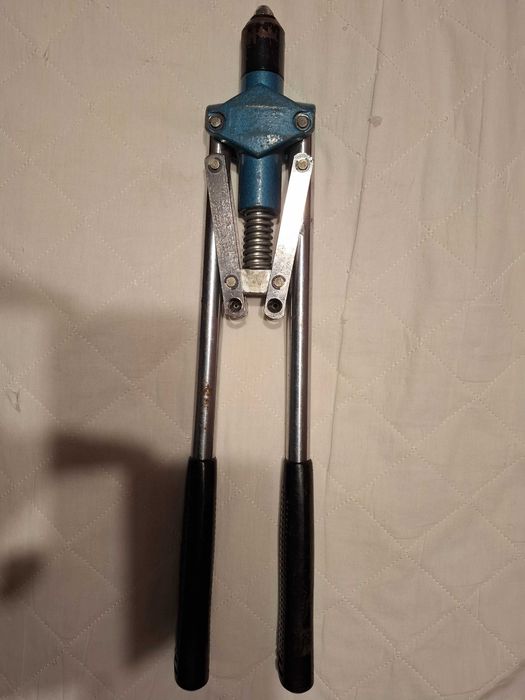 Лостова нитачка отлично състояние