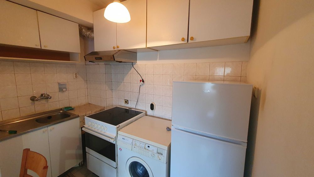 Дава се под наем Двустаен апартамент в Пловдив, Каменица 1 - 40 кв.м за 259.08 € - Снимка #2