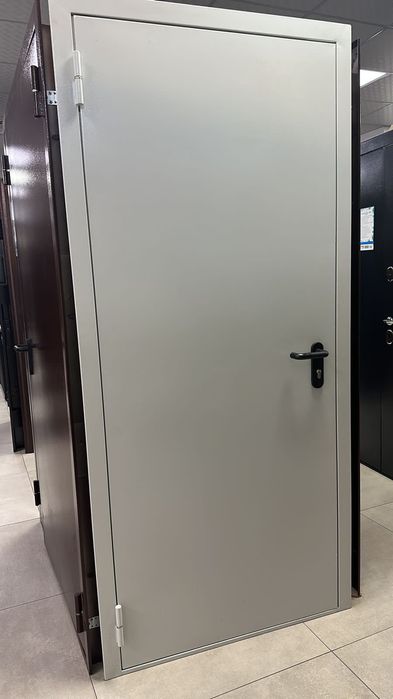 Противопожарные входные двери