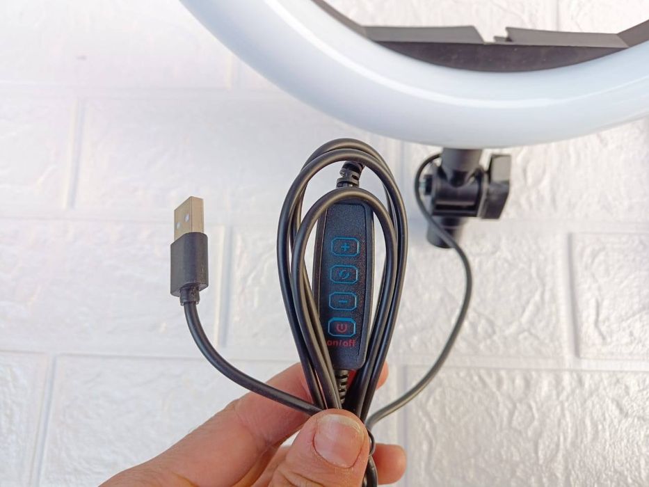 Кольцевая лампа RING FILL LIGHT д. 26см