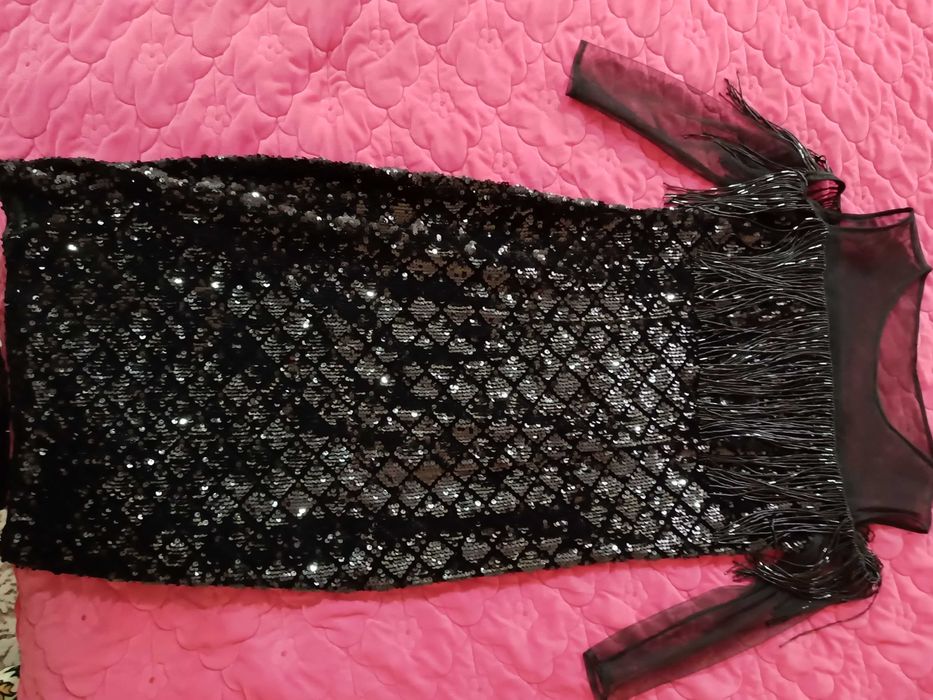 Вечернее платье в отличном состоянии