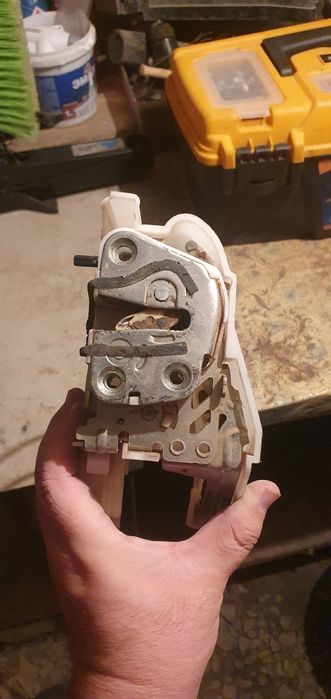 Продам дверной замок