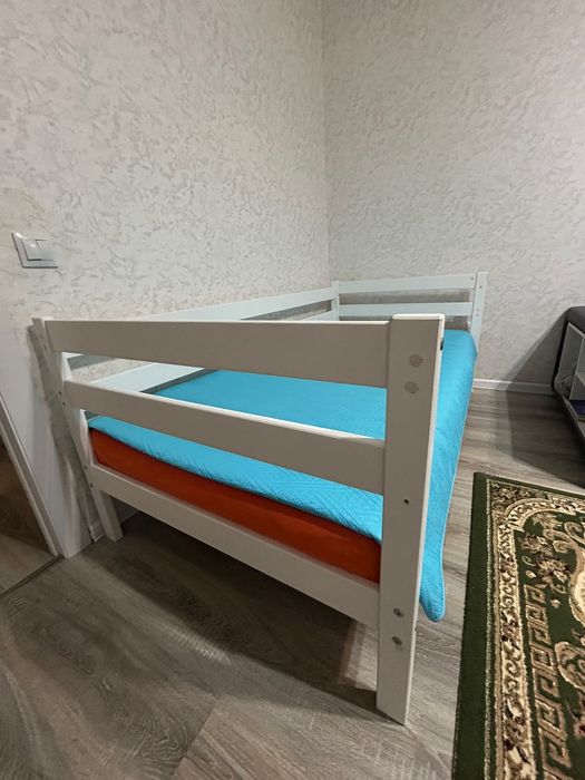 Кровать односпальная
