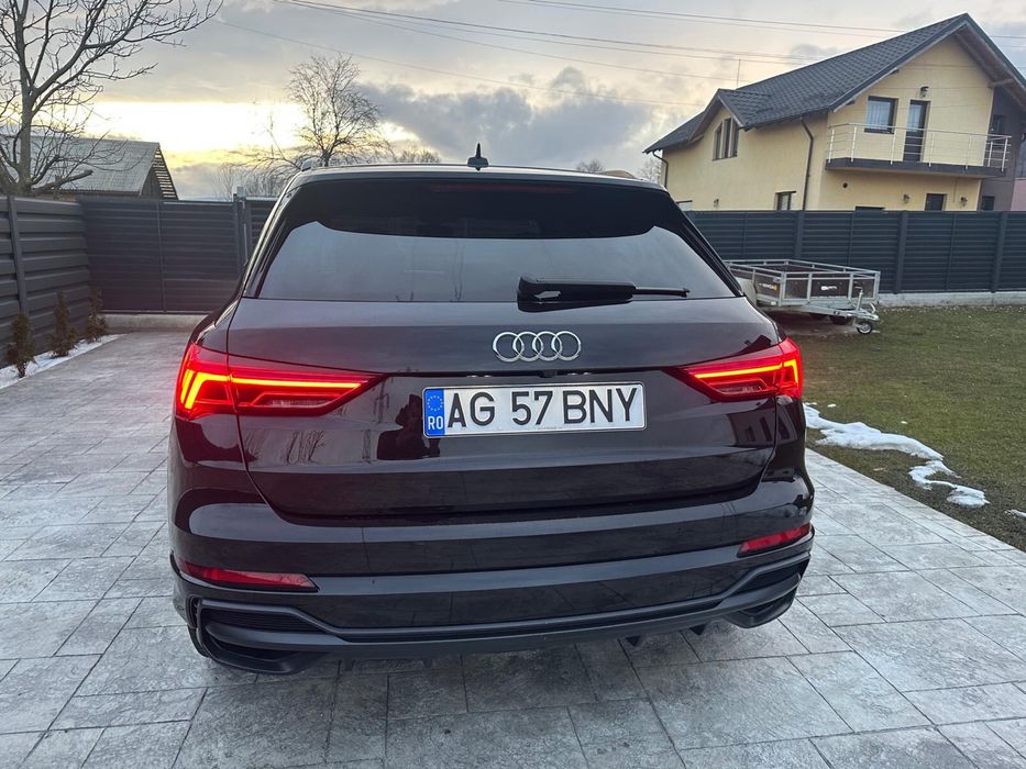 Audi Q3 2021 Sline