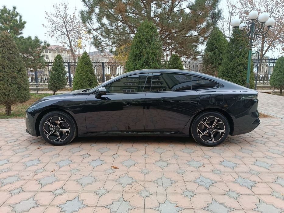 Dongfeng EP 007 Gibrid 2025! Eng Fulli 1215 km yuradi .Nomer olingan