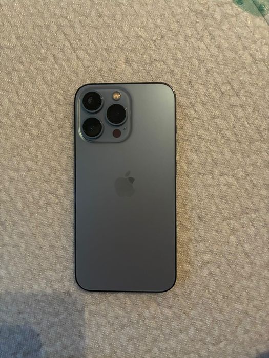 Iphone 13 pro Sierra Blue