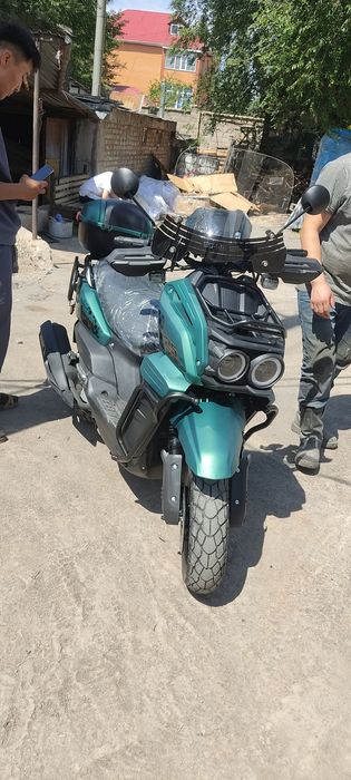 Скутер новый 150куб