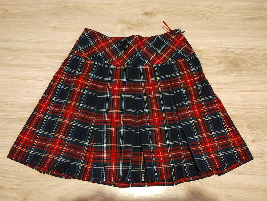 Пола шотландско каре за момиче