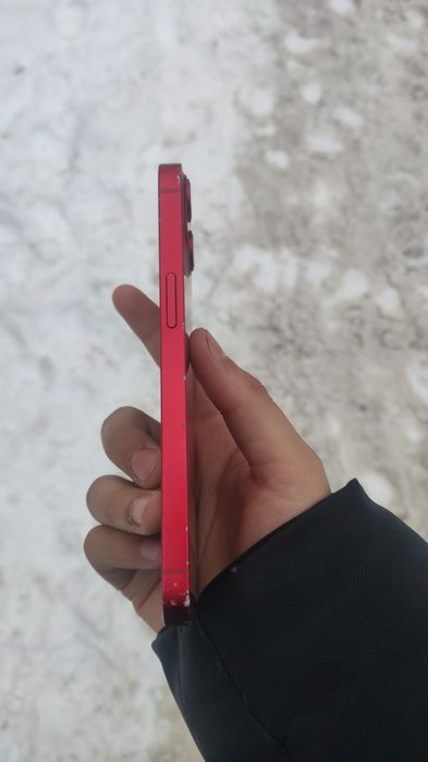 Apple Iphone 13 red