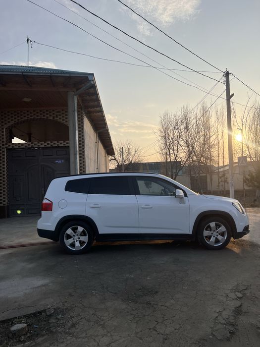 Chevrolet Orlando фулл позиция Срочно продаётся
