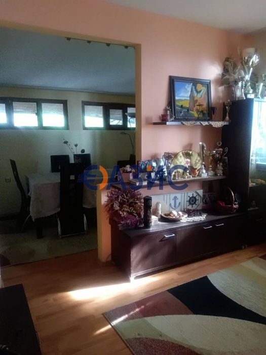 4-етажна къща с басейн в Чолакова Чешма, Кошарица, България, 936 кв м,