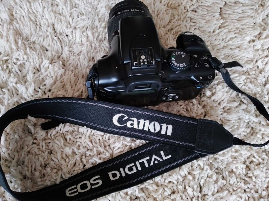 Фотоапарат Canon EOS 300D