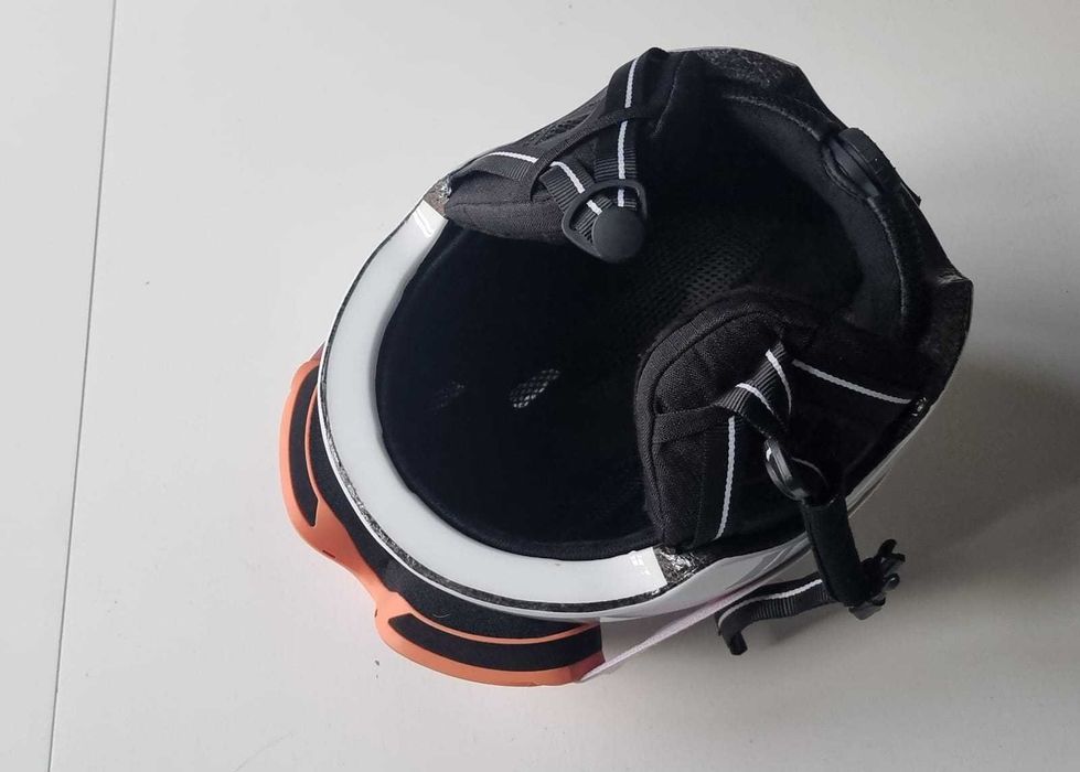 Cască schi M, Cygnus cu ochelari CEBE, 150 lei, Sibiu