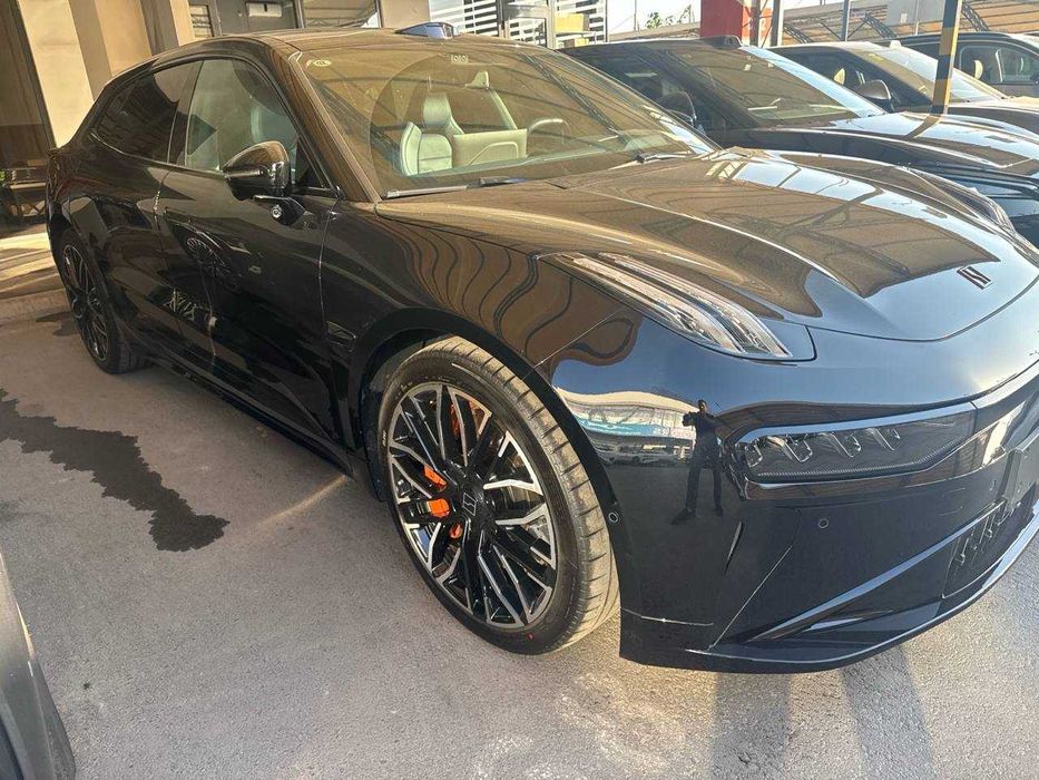 ZEEKR 001 YOU 2025  4 AWD Так-же есть в мокрый асфальт цвете