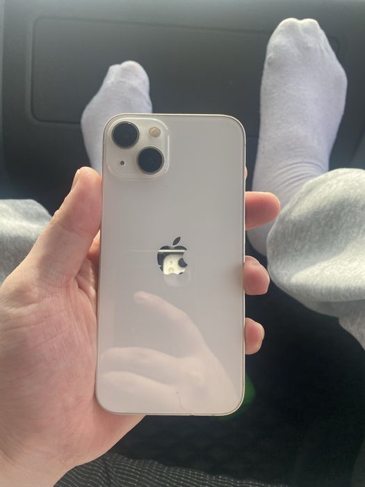 Продам iphone 13 на 128 гб