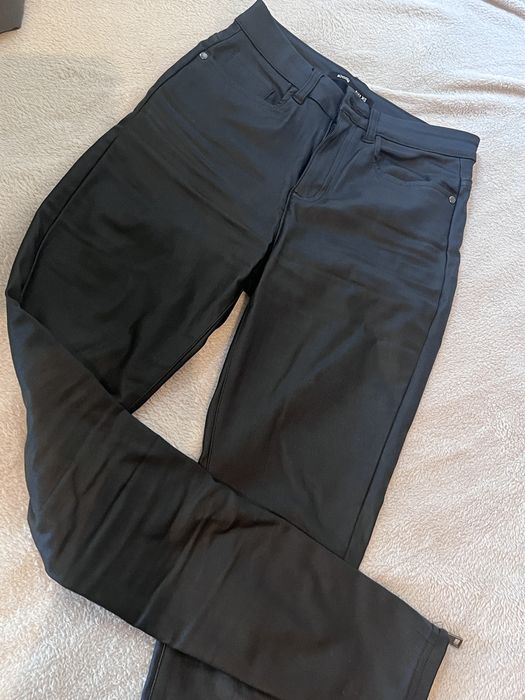 Кожен панталон