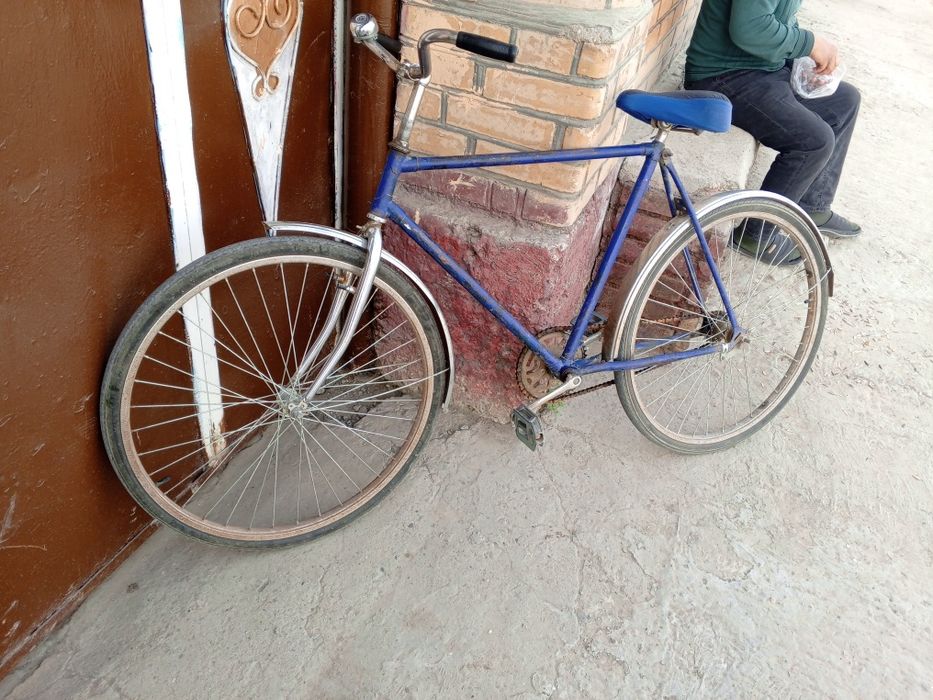 Velosiped sotiladi 500 deyapmiz kelishamiz