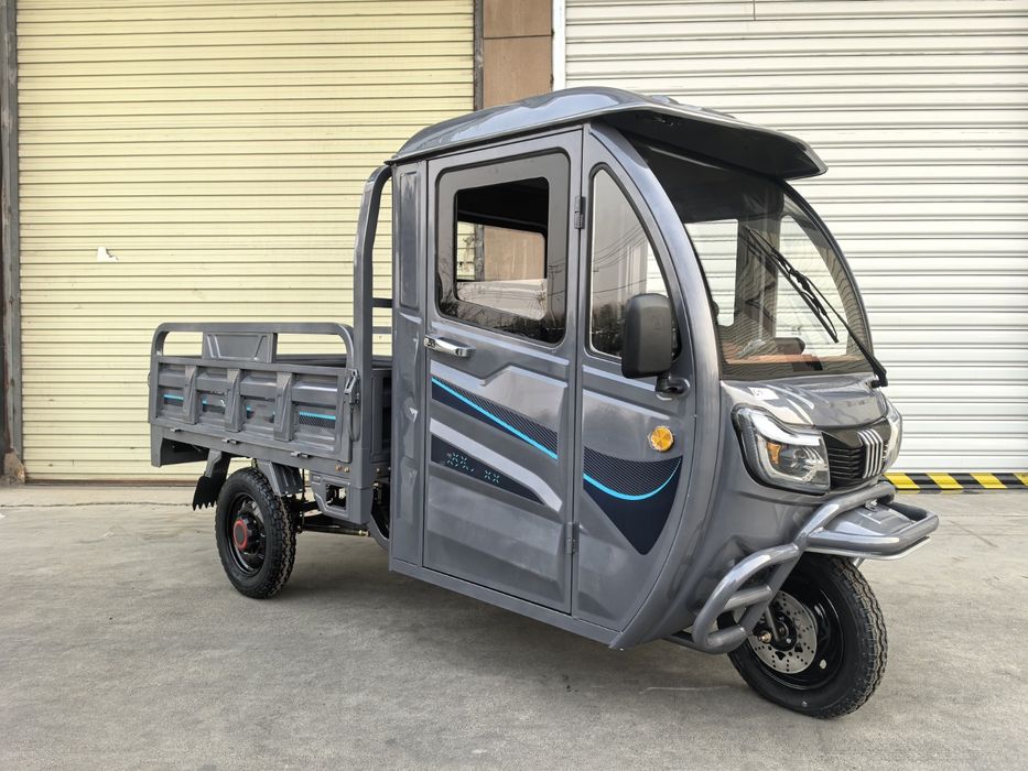 Triciclu Electric T09 cu cabina si bena basculabila