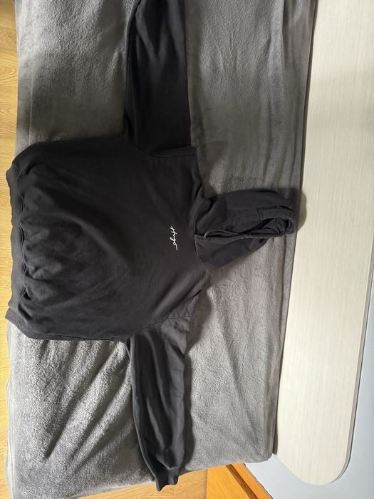 Hugo черен суйчер