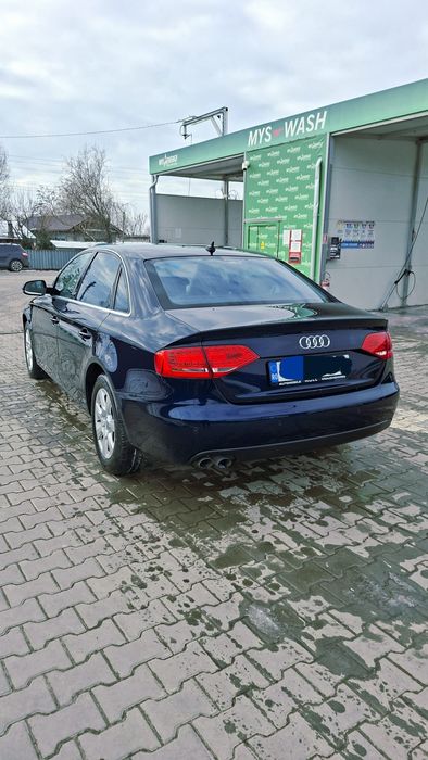 Audi a4 b8 2.0tdi 143cp