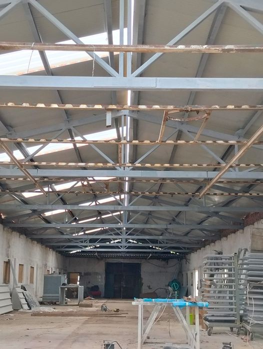 HALA DE VANZARE , RATE ,  Acces Tir, 834 mp+teren 1490 mp, Dn13, MIELE