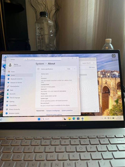 Laptop Asus Zenbook 13 OLED  i5-1135G7 8GB RAM SSD