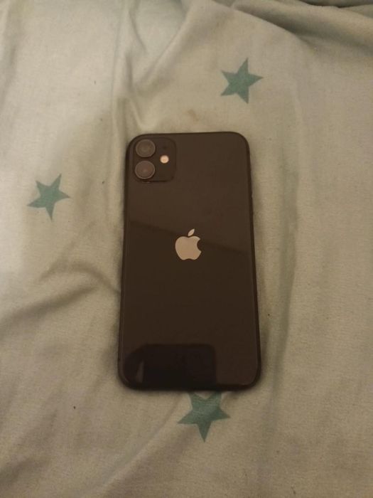 Vand iphone 11 URGENT
