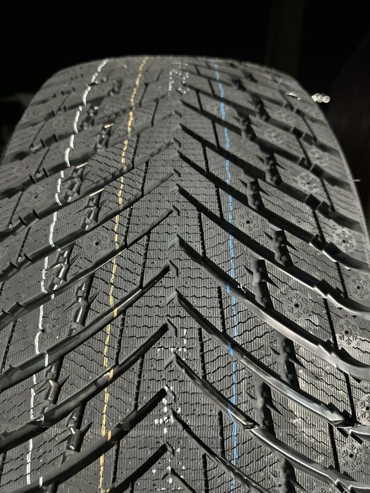Зимен Спорт Пакет ARIVO 285/45R22 325/40R22 НОВ DOT 2854522  3254022