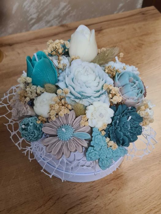 Букет от соеви свещи