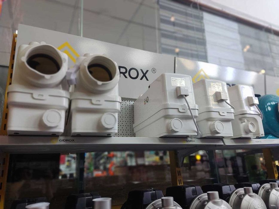 Насос станция канализационная LEO WC Gidrox