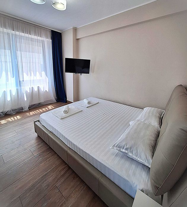 Inchiriez apartament in Mamaia zona Butoaie