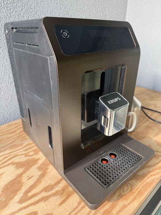 Vand Espressor automat Krups