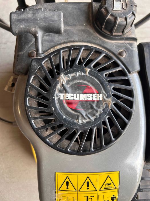 Продавам водоструйка Kärcher K3300 GS - бензинова