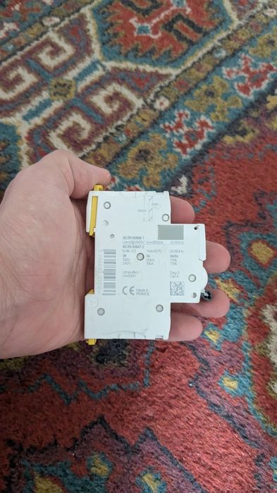 Schneider iC60N C 25A