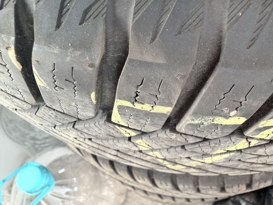 Гуми YOKOHAMA 205/60R16 96H M+S BluEarth*Winter V906