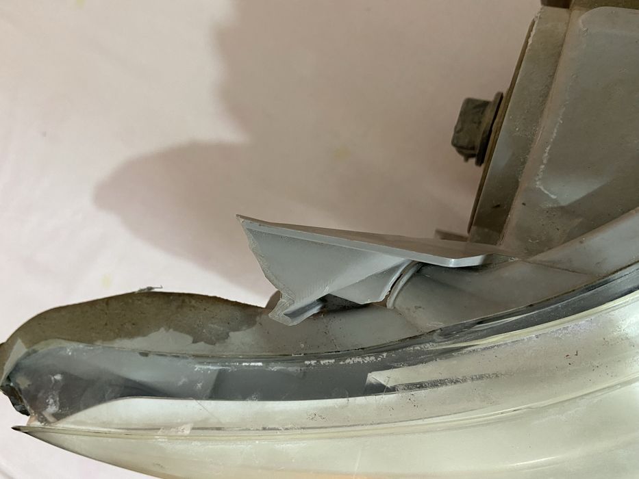 Фар от Toyota camry 50se